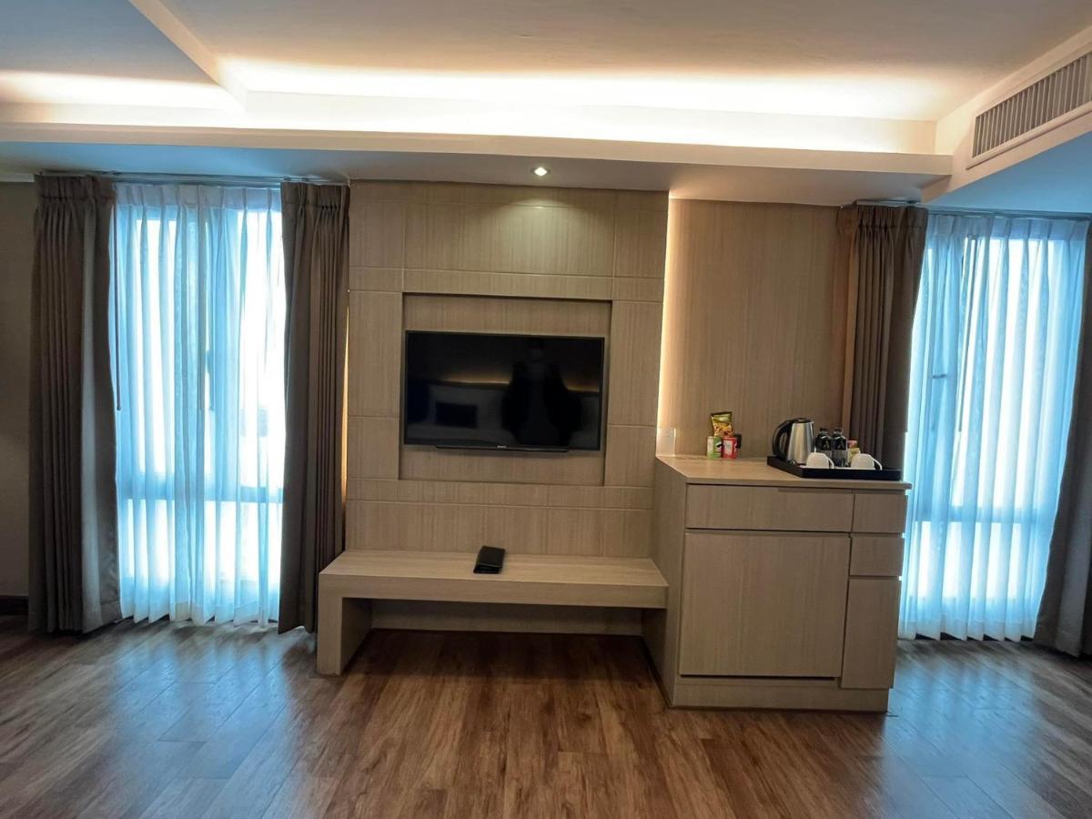 Arte Hotel - Sha Extra Plus Банкок Екстериор снимка