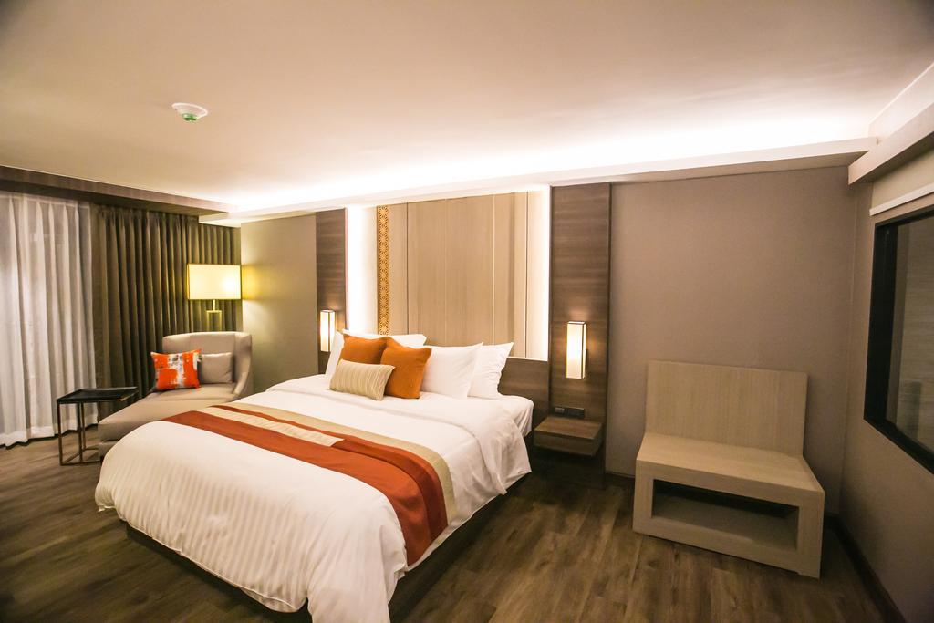 Arte Hotel - Sha Extra Plus Банкок Екстериор снимка