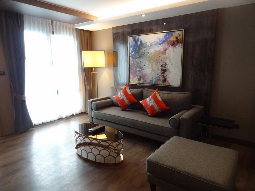 Arte Hotel - Sha Extra Plus Банкок Екстериор снимка