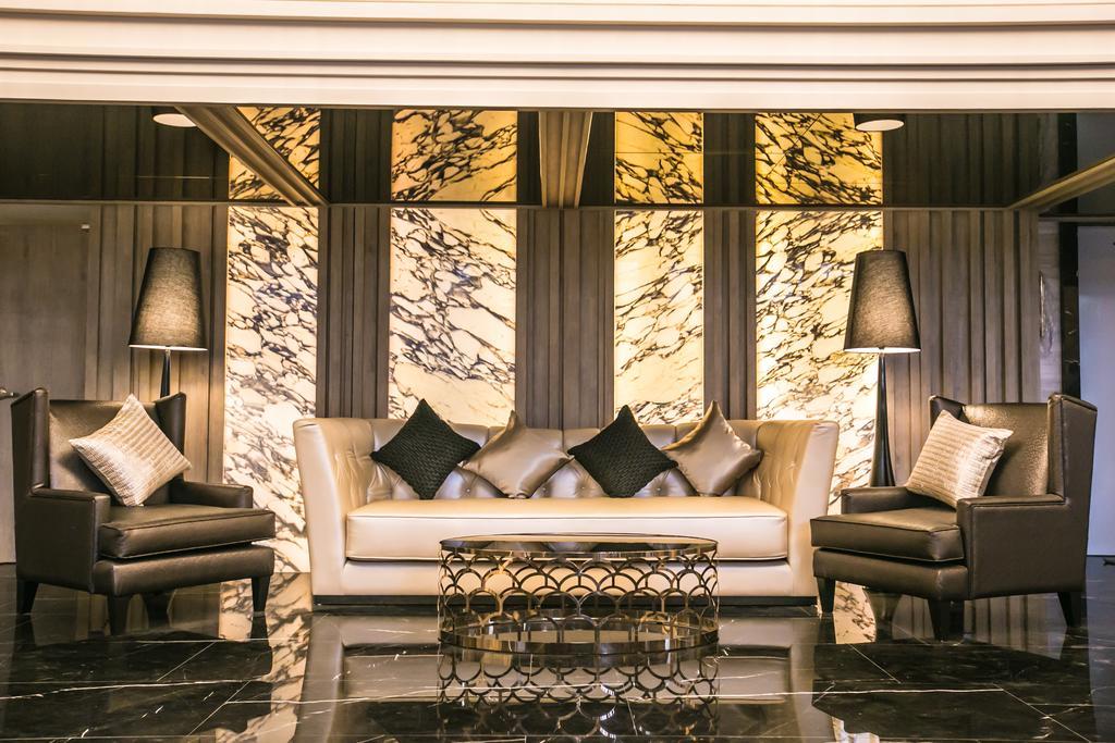 Arte Hotel - Sha Extra Plus Банкок Екстериор снимка