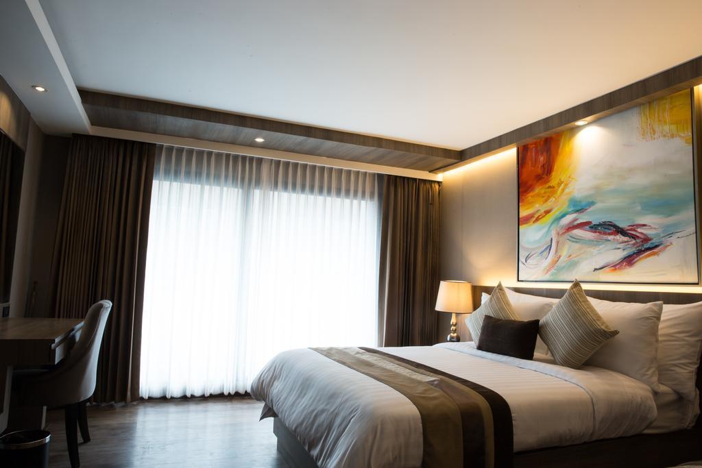 Arte Hotel - Sha Extra Plus Банкок Екстериор снимка
