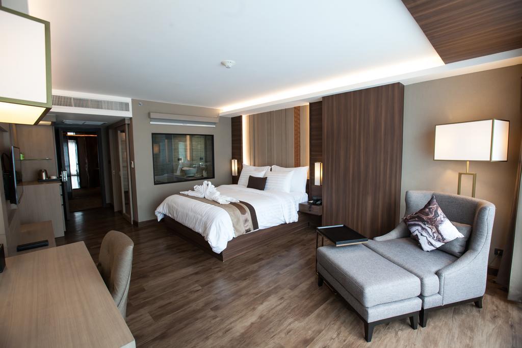 Arte Hotel - Sha Extra Plus Банкок Екстериор снимка