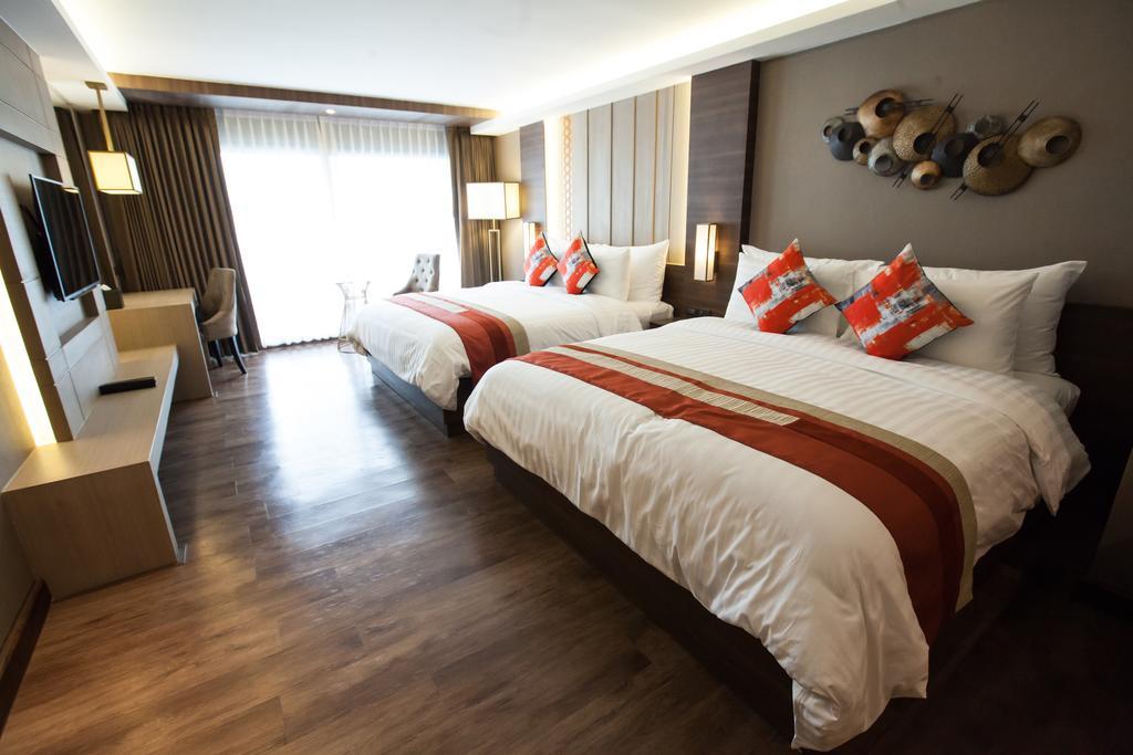 Arte Hotel - Sha Extra Plus Банкок Екстериор снимка