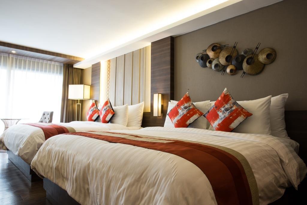 Arte Hotel - Sha Extra Plus Банкок Екстериор снимка