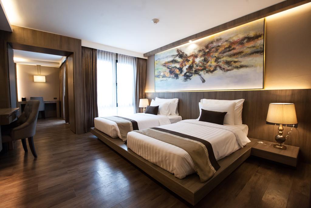 Arte Hotel - Sha Extra Plus Банкок Екстериор снимка
