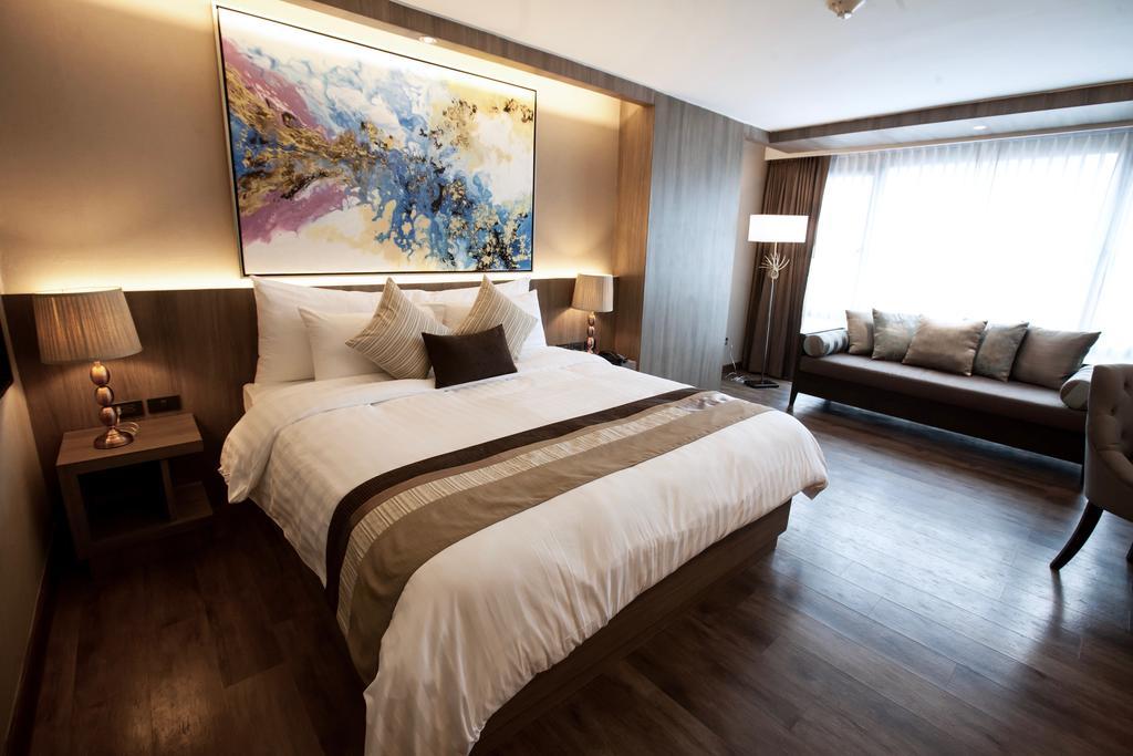 Arte Hotel - Sha Extra Plus Банкок Екстериор снимка